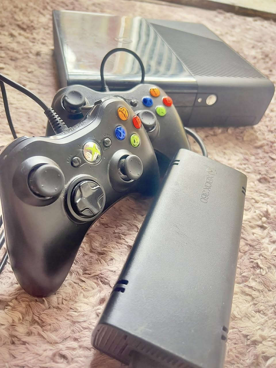 xbox360سوبر اسلم 
النسخة اسود حجم( الهارد 500 )
جهاز مهكـر بي( 40 إلى 45 لعبه ) وبي العاب قويه كلفتيوتي جميع الاجزاء وبي gta5 وبي بيس 2018 وبي بيس 2013 وبي FAFI جهاز نضيف جلخ مابي ويا (2 جوستك) سعره 150 وبي مجال قليل


**إذا كنت صاحب هذا الإعلان وتريد حذفه لأي سبب، رجاءا أرسل رسالة إلى الدعم الفني**