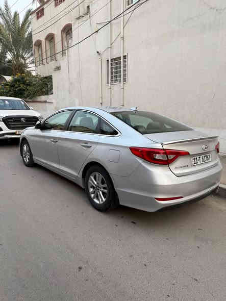 السلام عليكم 
سوناتا 2017 للبيع
2400 جي دي اي 
سيارة مناقصهة اي شي جاهزة 
حادثهة قبغ صندوك وجاملغ خلفي صبغ بدون تبديل صور الحادث موجودة بالمنشور
البجم كبس 
رقمهة بغداد سنوية بأسمي تحويل ثاني يوم 
مكاني بغداد سبع ابكار
للاتصال ***********
السعر 133 وبيهة مجال
