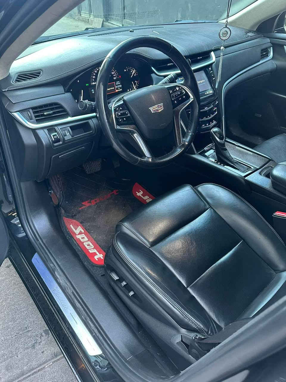 سلام عليكم للبيع اوللمراوس كاديلاك 2018 🇺🇸
مواصفات XTS◀️3.6 V6
سياره حادثها قطعتين صبغ نص بنيد وجاملغ سكن لا دواخل لا ايرباك محرك كير بشرط
مواصفات داخل جلد اسود كشنات كهرباء تحكمات خلفيه بردات عدد3 ويل كروم بعد هوايه مواصفات مذكرتهن سياره جاهزه من كلشي تحويل بشرط سعر155 ومجال للشرايه
مكان سياره اربيل
📱***********
📲***********
