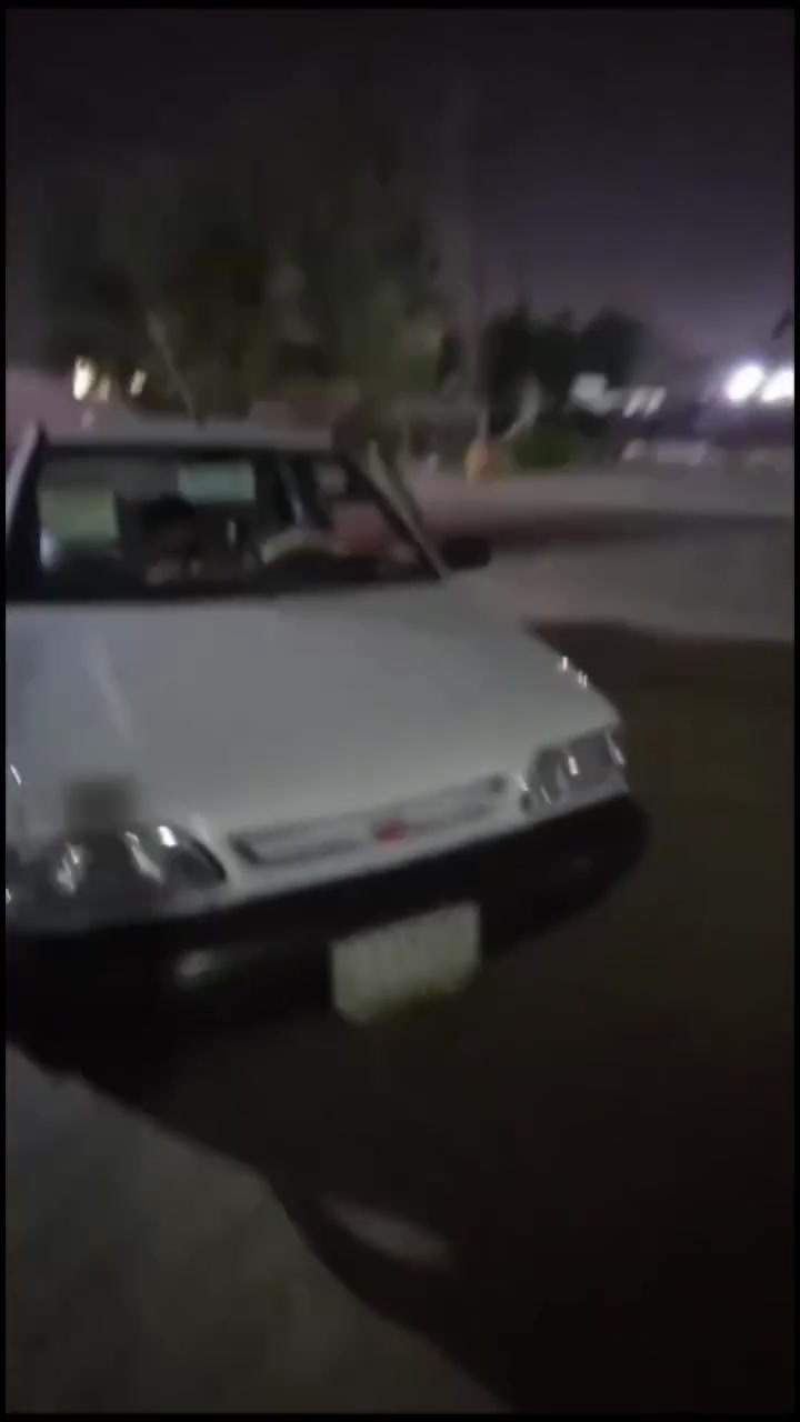 سلام عليكم عدي سايبه موديل ٢٠١٤ جديده مكفوله من الضربه و الصبغ بس بيهه باردات قليله  نكطه خياس ما بيهه مداور ثاني يوم مكينه كير تبريد مشط سطابكسنات جدد شادهن بيدي والله تخم تاير  السعر ٣٤ وبيهه مجال قليل مكان النجف ***********
