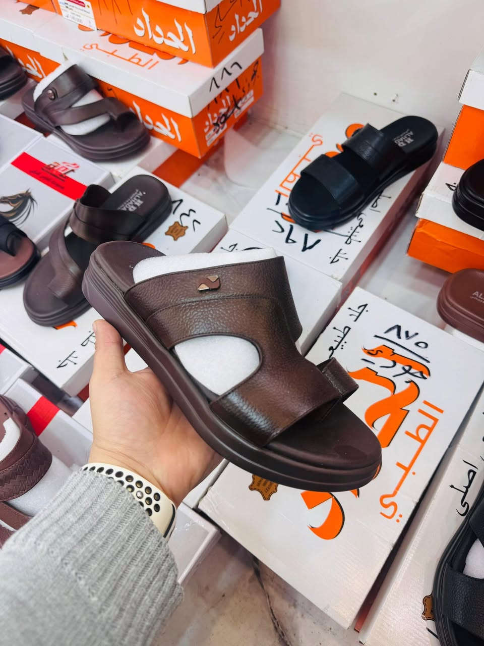 آزياء الحجي منير سالم الخزرجي
عندما تجتمع الجودة مع الاناقة سيكون مظهرك اجمل 
   
         الذوق :: زهره لاتنبت في كل الحدائق 
      شاهد كل التفاصيل اضغط هنا⤵️⤵️⤵️

  - العنوان ↙️واسط ↙️الصويرة ↙️السوق الكبير 🔄مقابيل          عطاريه السيد عبد المطلب 🔂الاستفسار الاتصال على الرقم     التالي ↩️☑️📞📞  ***********
