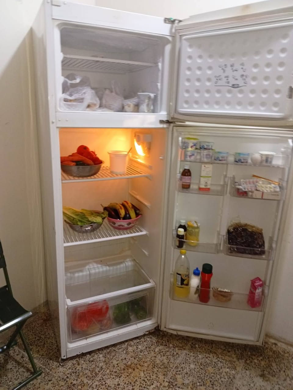 غراض بيت للبيع مكاني السيدية ***********
