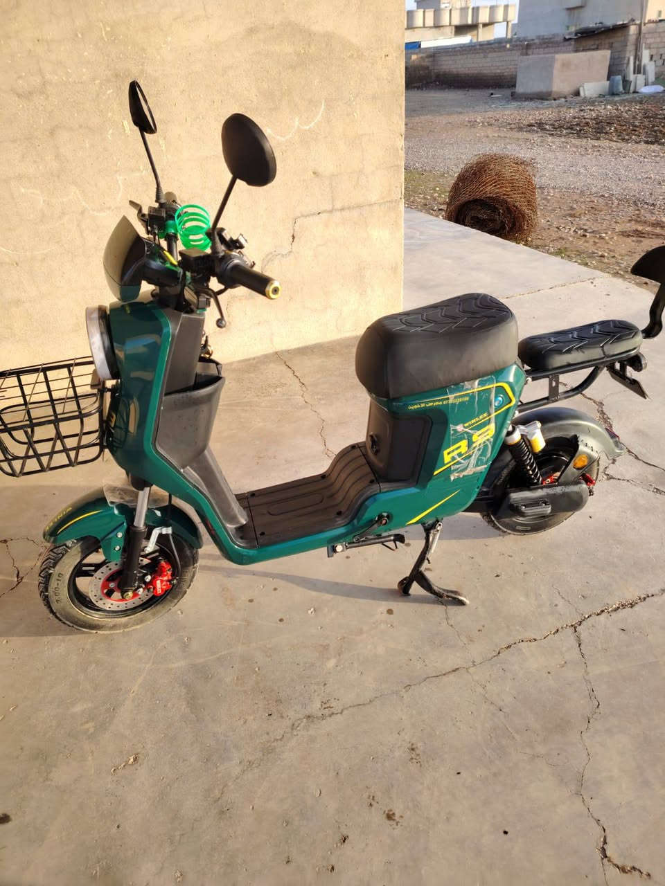 السلام عليكم R9 2026 للبيع السعر
500وبي مجال 
اتصل ***********
