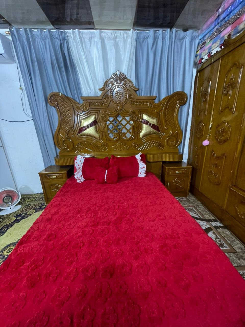 غرفه عراقي نضيفه صاج البيع عنوان زبير سعر ٨٠٠  رجآ مو شراي لايتصل ***********
