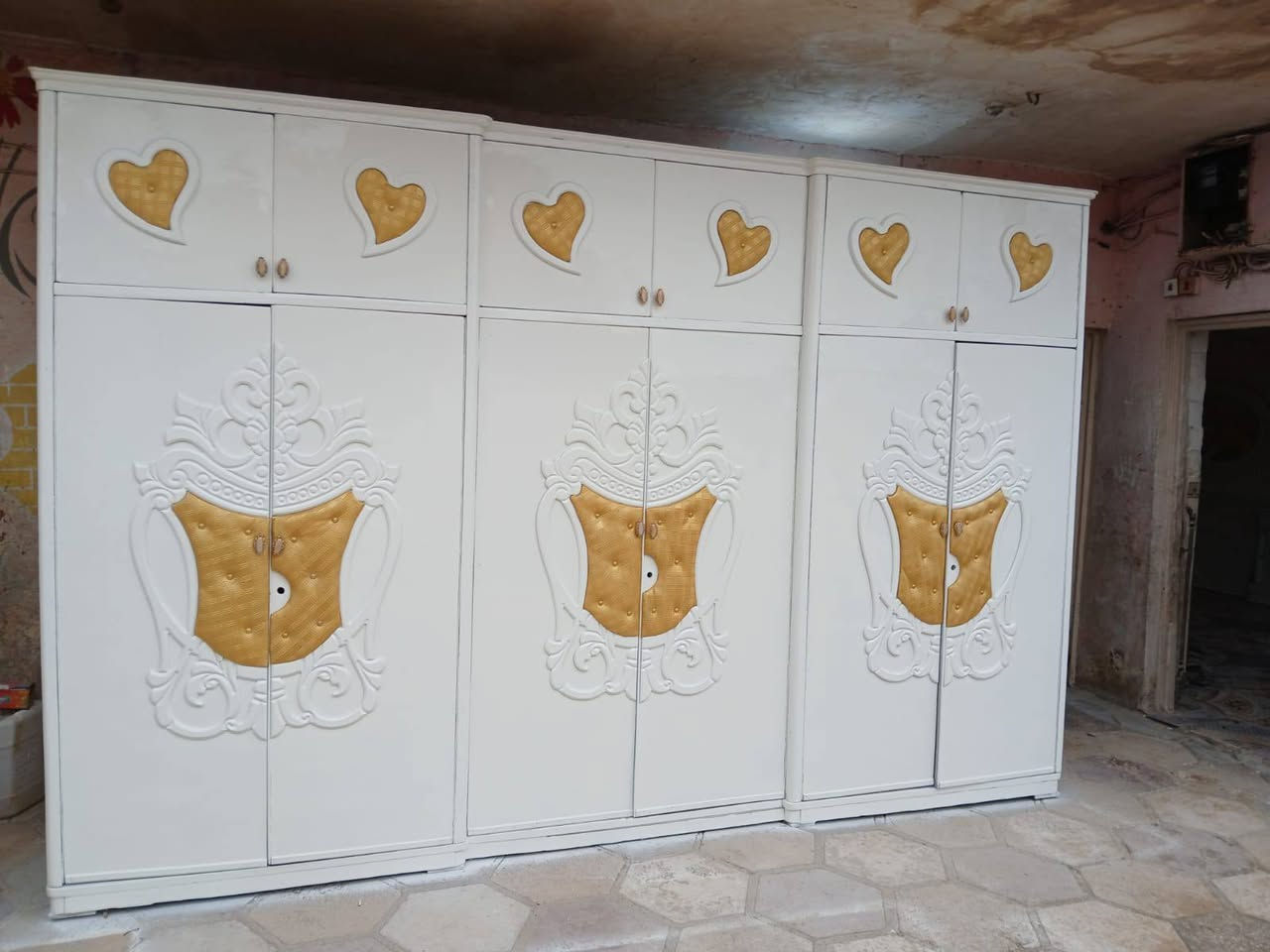 يالله 
غرفة نوم 6باب ملحق 
صاج تسكام 5 ملم
الغرفة 
اخت الجديدة    مال عرس 
صبغ اوف وايت  جديد 

(ملاحضة الجام الزاوية والجرباية موجود 
قفاله موجودة )

وبل عافية ع صاحب النصيب 

السعر 900 مع الشد والنقل  داخل الحلة 
***********

العنوان  حلة ناحية ابو غرق  
عامود165 شارع الامام
  فرع سيد رسول
