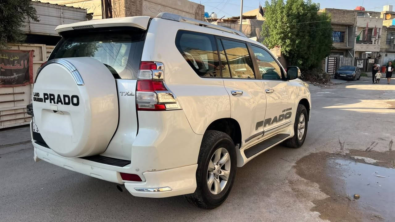 السلام عليكم للبيع او المراوس تويوتا برادو موديل ٢٠١١ كويتيه محرك ٢٧٠٠ اربعه سلندر كير ومحرك خير من الله تبريد ٣ قطع ثلج سبعه راكب كهربائيات كلها شغاله صدر امامي خلفي جديد تخم تاير جديد رقم بغداد دولي تحويل مباشر منظومه زنون شاشه + كاميرا مكفوله من الحادث بيها صبغ خشم الجاملغات الاماميه بدون معجون السعر ١٩٥ وبيها مجال مكاني الدوره ابو دشير رقم الهاتف *********** بغداد, العراق
