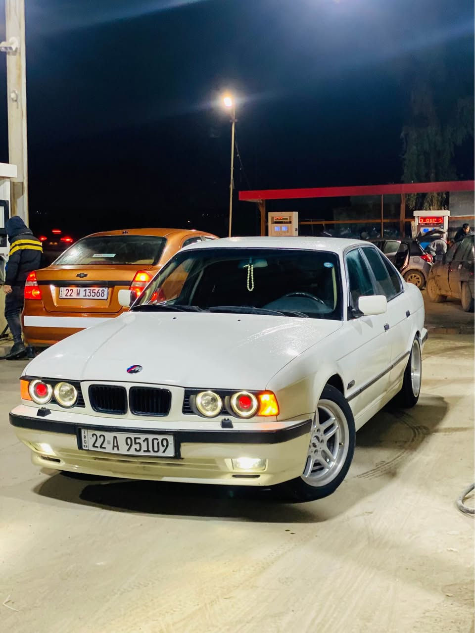 بۆ فرۆشتن مۆدیلی ٩٠ کراوەتە ٩٥ ئێم مەکینە ٥٢٠ بیلاد گێر عادی گێر مەکینە ئەکسل بەشەرت  پلاک و نۆزڵ لۆک فیتپەمپ لۆکە  ❤️❤️ ناو جلدە
کوشن سیاحی❤️ 
پێشی گەورە❤️ 
٢ جام کارەبا❤️
سلایدە❤️ 
ویلی ئێم❤️
عامە بۆ جوانی 
پێشی لێدانێکی  بچوکی هەیە 
سەیەرەکە هی خۆمە هی مەعرەز نیە 
رۆن فلتەری تازام گۆریوە 
کامل سێرڤسم بۆ کردوە
لە هەولێرم داوای ٥٥ مەجالێکی کەم
0750 5618603
*********** أربيل, العراق
