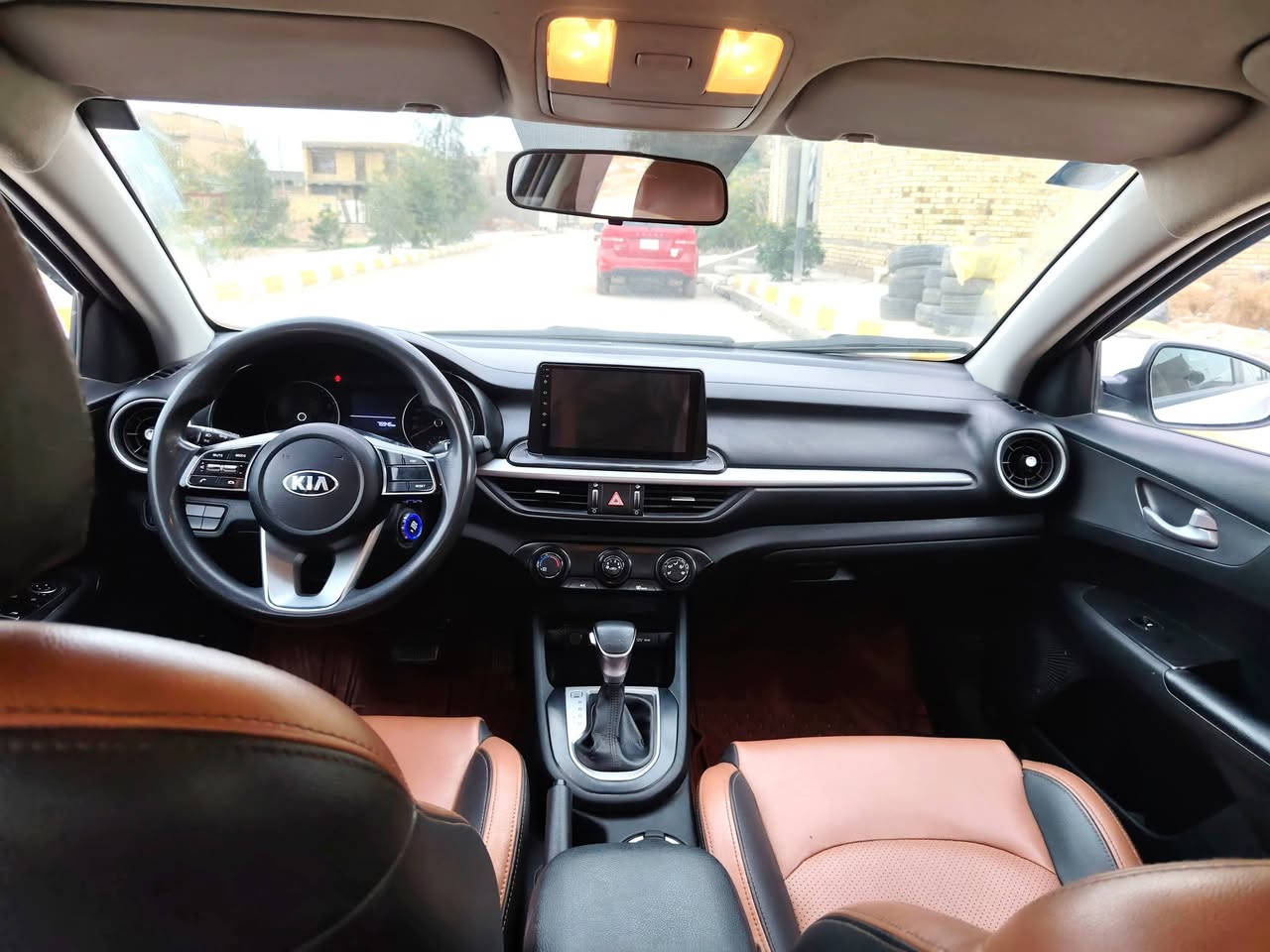 السلام عليكم
كيا سيراتو خليجي 2019
محرك 2000دوش رقم بغداد
داخل جلد بصمه تشغيل 🔛 
ماشيه 75 الف سياره جديده 
مراوس ابقل منها او بيع 
145 بيها مجال بسيط
***********
