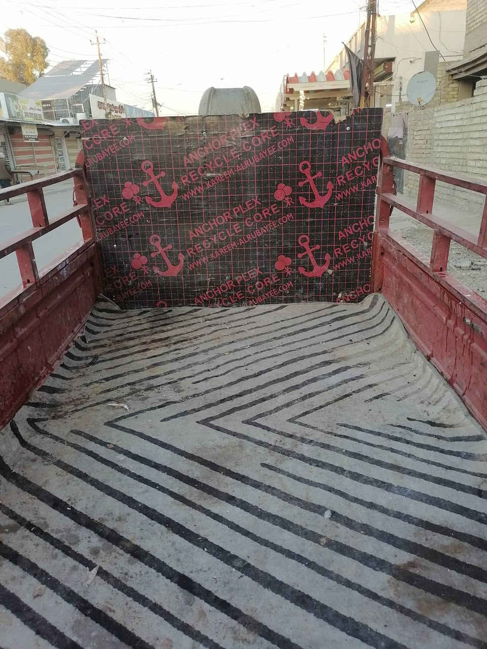 ديوان جاهزة سلف +هندر +أوراق
محرك ناعم +كير جمرة اكسل كبس 
السعر 700 
 بغداد الشرطة الرابعة *********** بي واتساب
