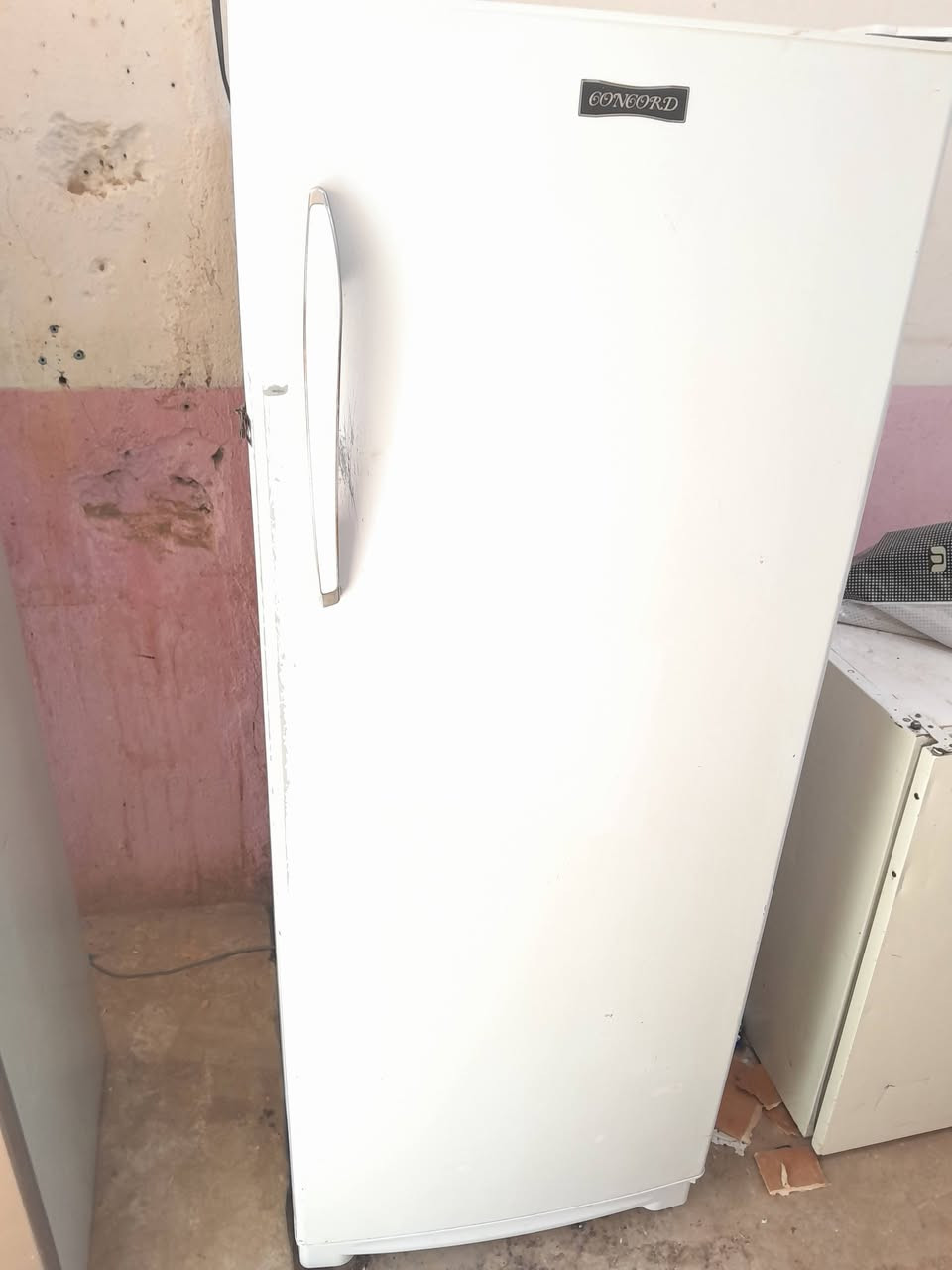 ثلاجات عدد اثنين باب وحده 
فول تجميد وعل الفحص ماداخلات تصليح 
وحده كريازي 
وحده كونكورد سعر الثلاجه ١٥٠ قفل المكان النجف الرقم ***********
