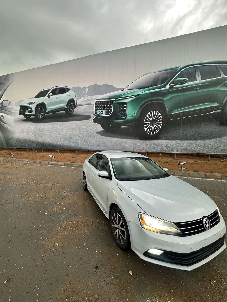 Jeeta
موديل 2017
لون سمنتي 
محرك 1.4 توربوو
ماشية 86 mil
كشنات تدفية
قطعتين سبغ وقطع مبدا شريكة
رقم و سنوية جديد ب اسمي
ودفتر تركي جاهز🇹🇷
تحويل وكالة شرط
سعر مناسب 112 بيها مجال
500000غرامة نزل من سعر دهوك, العراق


**إذا كنت صاحب هذا الإعلان وتريد حذفه لأي سبب، رجاءا أرسل رسالة إلى الدعم الفني**