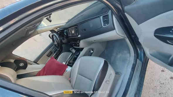 السلام عليكم للبيع كيا سيدونا موديل2016 امريكي مكينه ٦ سلندر
مواصفات بصمه تحكم ستيرن مانع انزلاق مثبت سرعه نظام تقليل صرف بانزين شاشه كامره خلفيه حساس خلفي  كشنات جلد تدفئه المري شفط حداديه خلفي امامي جيدة تبريد ثلج تخم تاير جديد بيبان كهرباء  السيارة مصبوغة حزام للجمالية عده القمارة بدون صبغ 

سعر السياره 160 وبيه مجال  متواجد على الفيس ( للتواصل الرقم ***********)
