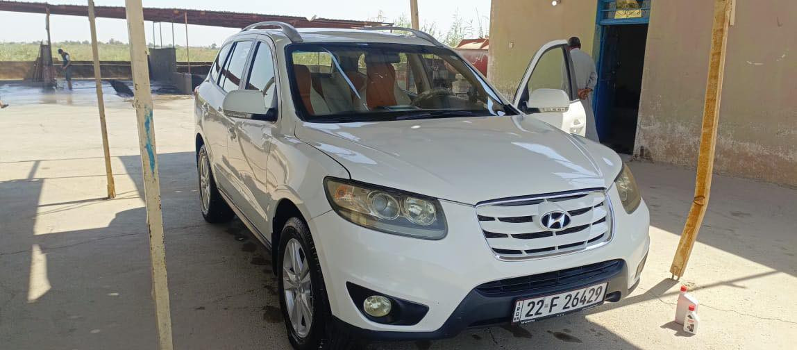 أعاده النشر بسبب الوعود الكاذبه 
السلام عليكم
سنتافي للبيع
2012
 محرك ٦
7راكب 
شرط التحويل
سنويه ل٢٠٢٦
الضرر موضح بل سونار
مكان السياره بيجي السعر 125البيع نقد
رقم الهاتف *********** // ***********
