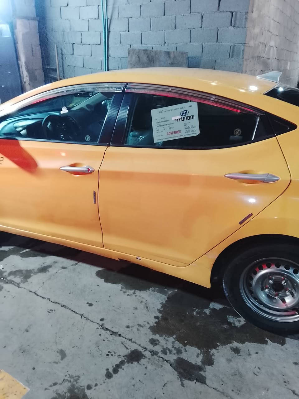 سلام عليكم النترا للبيع وارد مريكي حادث جملغ السعر 88 العنوان بغداد حي ور الرقم ***********
