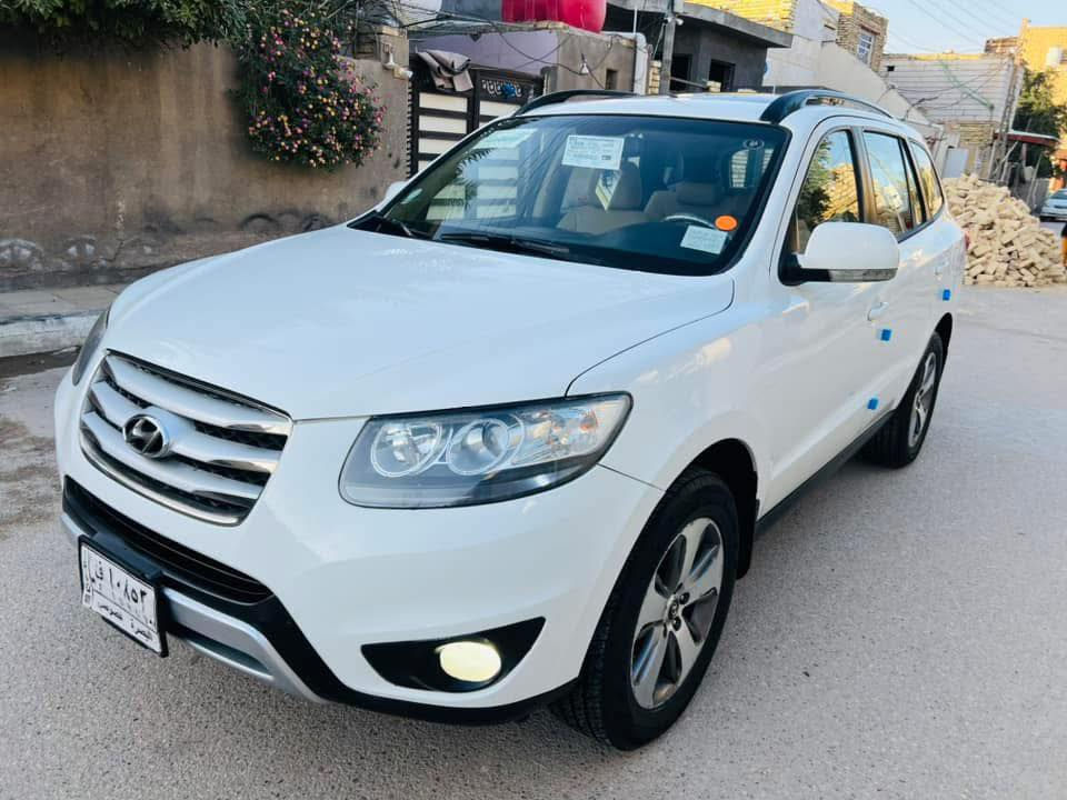 السلام عليكم سنتافيا 2012 خليجي رقم بصره دولي بسمي  تحويل مشروع وطني سنويه لغايه 2029 السياره مكفوله من الضربه والتبديل والفتح والصبغ والزنجار السياره جديده جدا من الداخل والخارج محرك وكير مامفتوحات شرط بالكارتون السياره بيه تراي يخبل مواصفات محرك 4 سلندر 2400 دووش مامفتوح شرط
فتحه سلايد روف 7 راكب 3 قطع تبريد كامره دواره اشاره بالمرايه مرايه شفط حساس خلفي تحكم بالستيرن دواخل بيجي وصاج ويل كب كروم لد نهاري مكان السياره الناصرية السعر 155 للاستفسار***********
