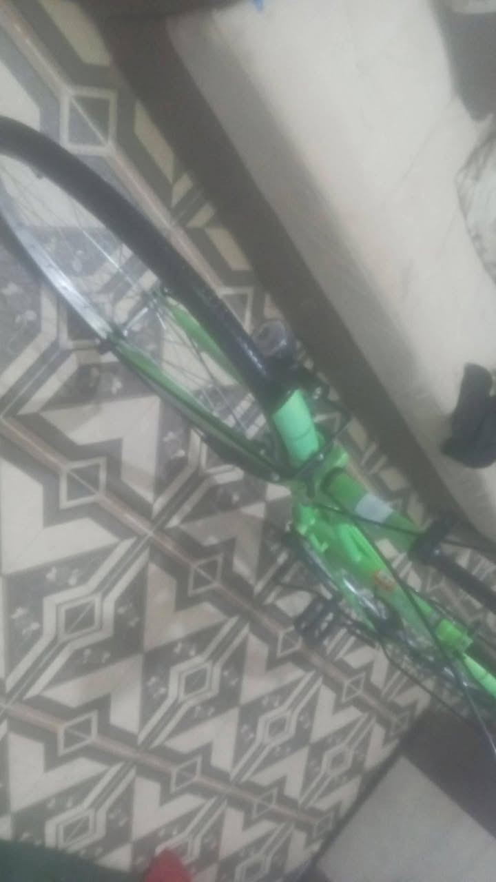 السلام عليكم بيسكل ياباني الحجم 26 لون اخضر المكان شارع الملعب قرب كرار ابو البوليش السعر 125 قفل تشتري تعال خاص وتدلل


**إذا كنت صاحب هذا الإعلان وتريد حذفه لأي سبب، رجاءا أرسل رسالة إلى الدعم الفني**