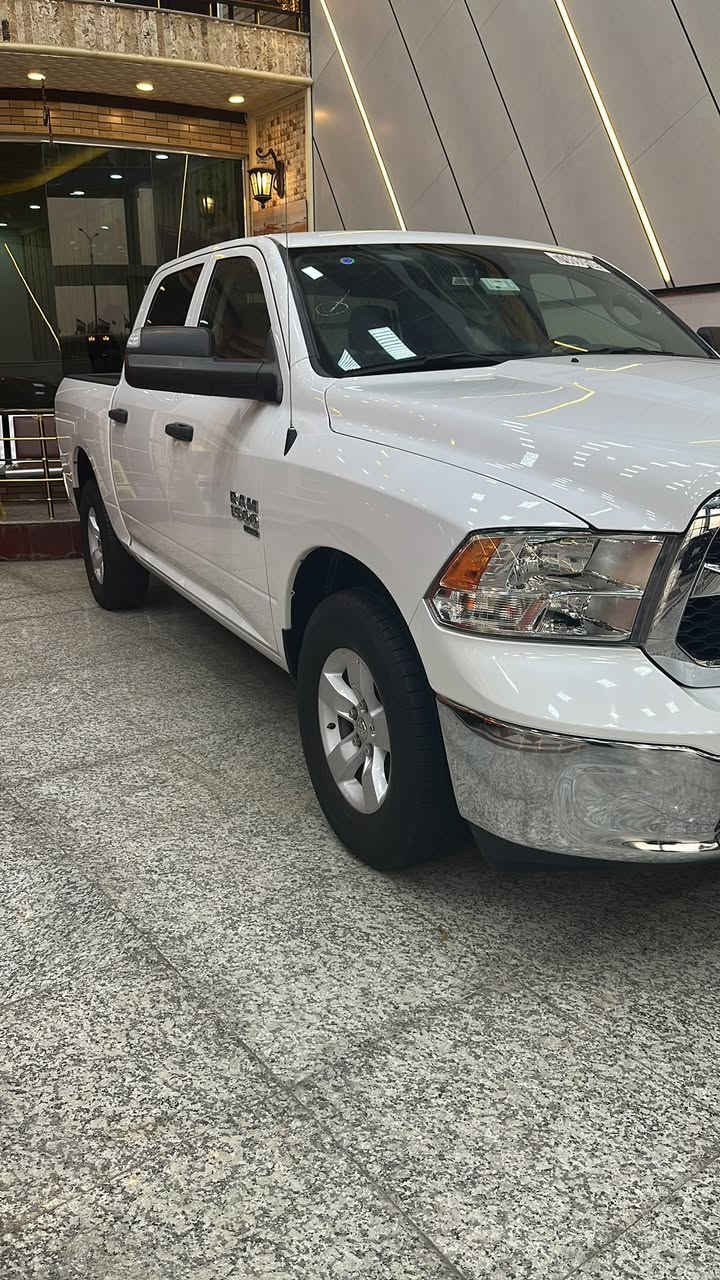 سلام عليكم رام كلاسك موديل 2023 كفاله عامه داخل تقرير امطار كلشي علا البلاد ما مفتوح بيه شي باب طويل بدي قصير مكينه 6 سلندر *********** عنواني بصره
