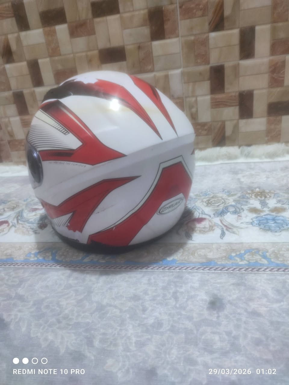 بەناوی خوا سلام علیکم
ئەم کڵاوە بۆ  فرۆشتن دەرەجە یەک
35هەزار کەمێ مەجال.*********** ..ئەدمین 🌹
