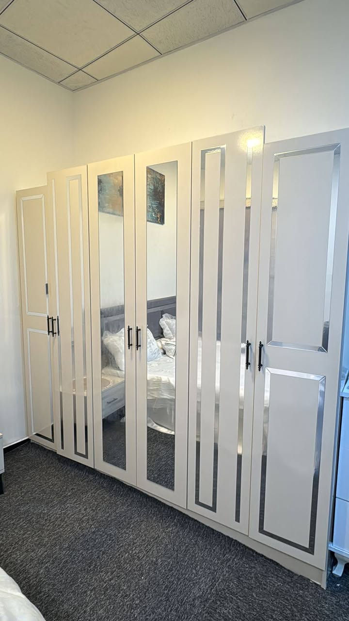 غرفه نوم تركيه مامستخدمة فقط مشدودة سعره 450 وبيهازمجال قليل مكان حي المطار الشراي يدخل خاص انطي رقم


**إذا كنت صاحب هذا الإعلان وتريد حذفه لأي سبب، رجاءا أرسل رسالة إلى الدعم الفني**