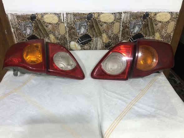 سلام عليكم زوج لايت كورلا ٢٠٠٩ وتخم بك لايت مكاني بغداد سعر ٨٠ الف هاتف ***********
