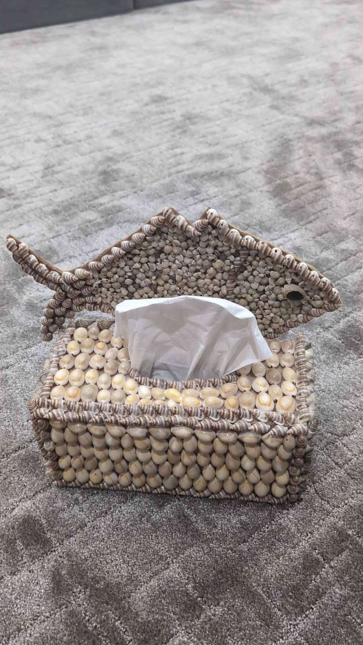 Home decor,  tissue packet Surrey, BC


**إذا كنت صاحب هذا الإعلان وتريد حذفه لأي سبب، رجاءا أرسل رسالة إلى الدعم الفني**