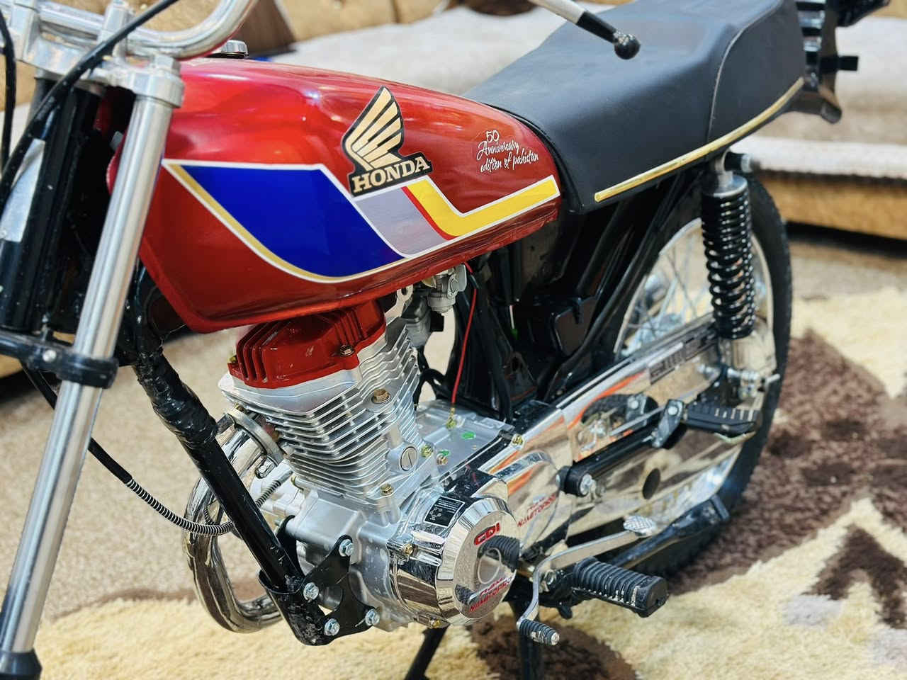 اسلام عليكم للبيع تيربو صار سبوع من معمره شاصي 2014 كلك رقم وبليته موجودات السعر650وبيه محال مكان بابل سده الهنديه للستفسار***********
