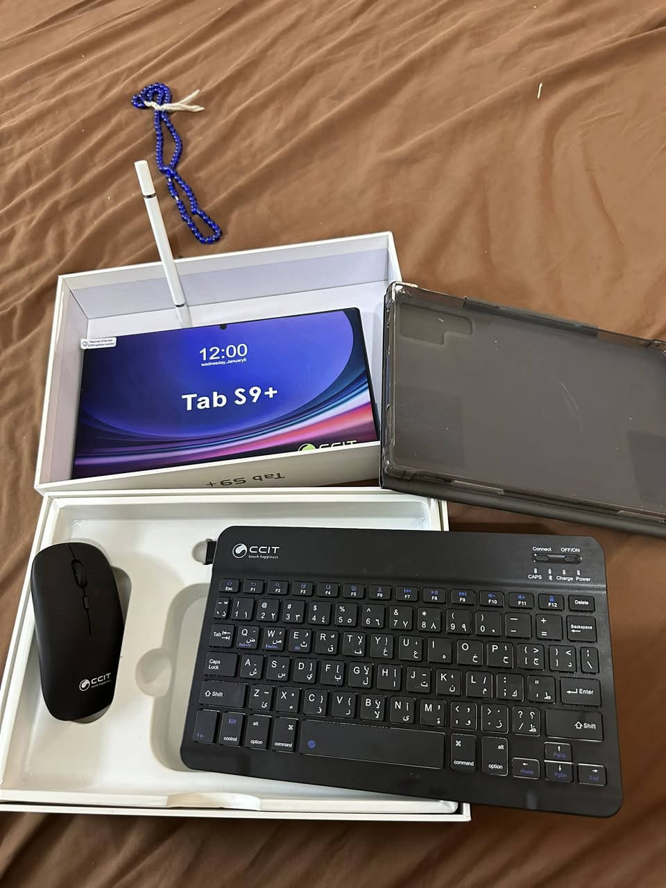 تاب CClT
S9+
ذاكره 1 تيرا
وياه كيبورد +قلم +ماووس+حافظه الاصلية 
سعرة 115 مكاني بغداد /الحبيبية *********** واتساب فقط
او تواصل على الخاص

