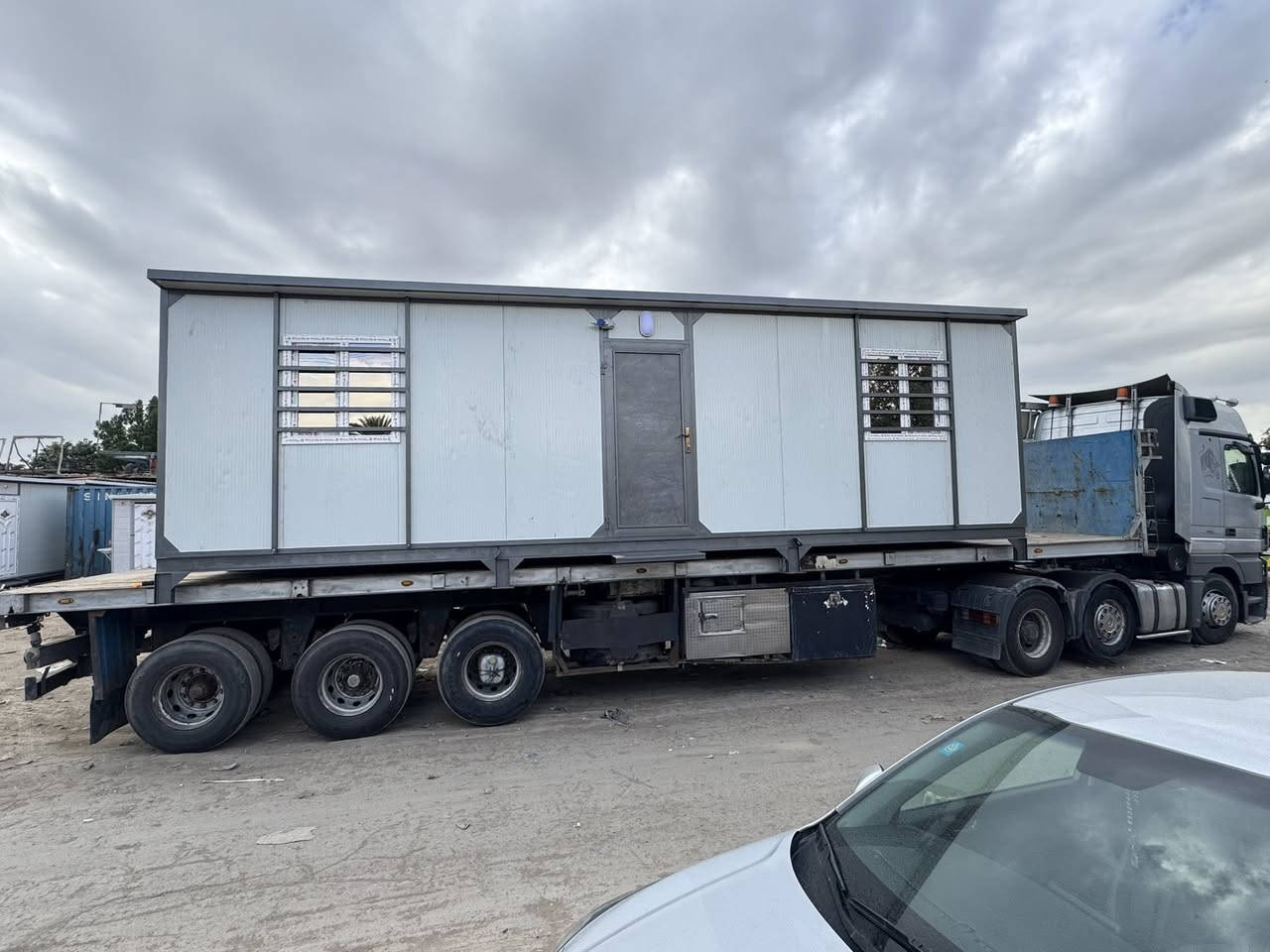 سلام عليكم كرفان قياس 6 في 3 تفصال جديد باب حديد شباك تركي مكان

جرف النداف سعر 1 مليون و 850

جميع أنواع الكرفانات متوفره حسب الطلب 

و القياسات 1850 

*********** وتساب او اتصال
