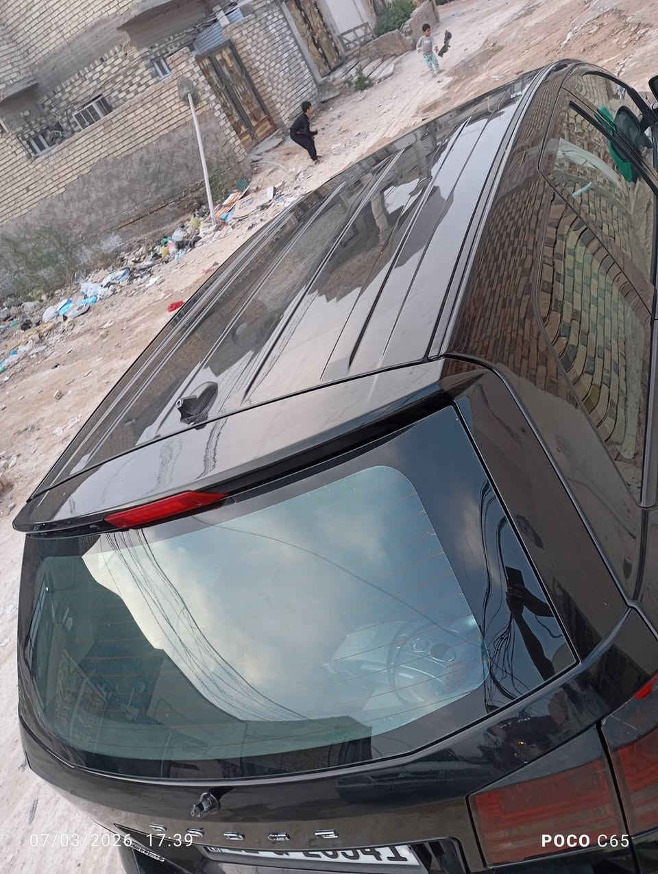 السلام عليكم دوج جورني 2017 رقم جديد سليمانيه السياره بصمه مواصفاته حلوه وكلشي موضح بلصور السعر 105وبيه مجال مكاني نجف حي النداء التواصل ع الرقم ***********
