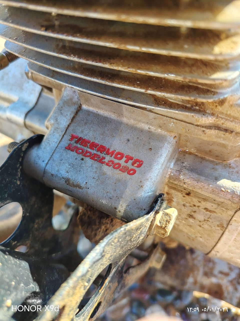 السلام عليكم تايكر 20 للبيع السعر خاص واتساب فقط ***********
