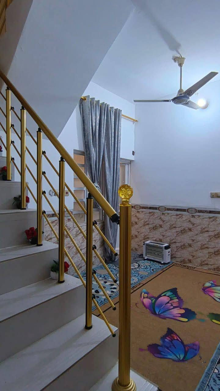 بيت ١٠٠م طابقين 
مطلوب للمصرف العقاري 85
السعر 54 مع المجال الكفيل يتغير

الموقع 📌 نجف الحولي خلف الملعب قرب مدرسه الذاريات 

يحتوي على ثلاث غرف وصاله ومطبخ واستقبال وصحيات داخلية وخارجية..

اساس صب والسقف صب


**إذا كنت صاحب هذا الإعلان وتريد حذفه لأي سبب، رجاءا أرسل رسالة إلى الدعم الفني**