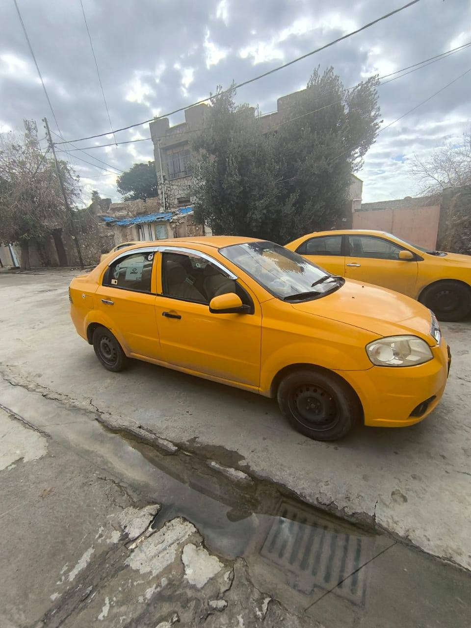 سلام عليكم
سياره افيو للبيع موديل 2008 وارد كندي ضرر جاملغ خلفي صفحه سائق
كير مكينه جديده حداديه صدر جديده سياره جاهزه من كل نواحي سنويه ساقطه من2021 رقمي *********** سعرها 45وبيها مجال
