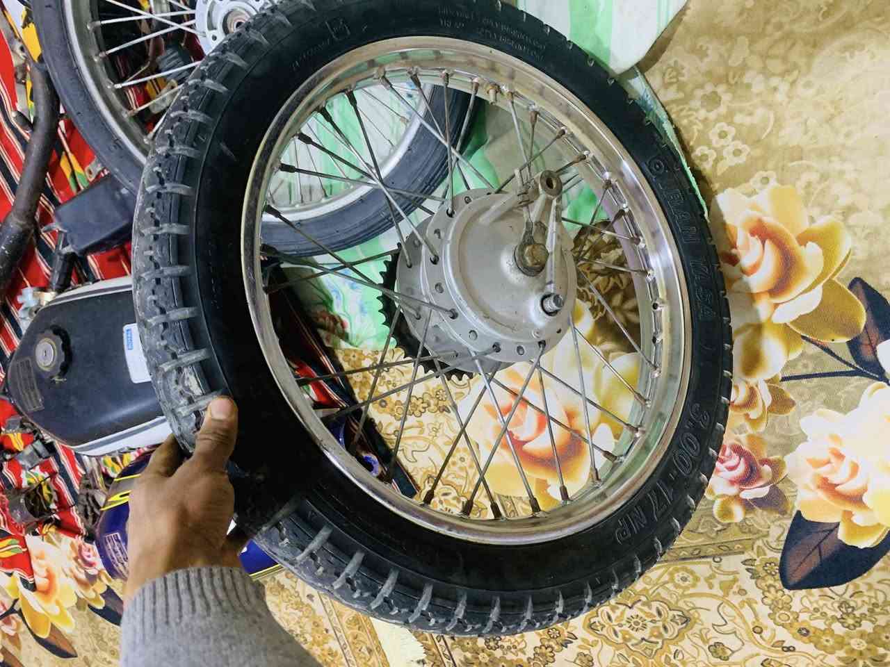 غراظ نامه للبيع كله اصلي والسعر خاص وهاذه رقمي ‭***********
