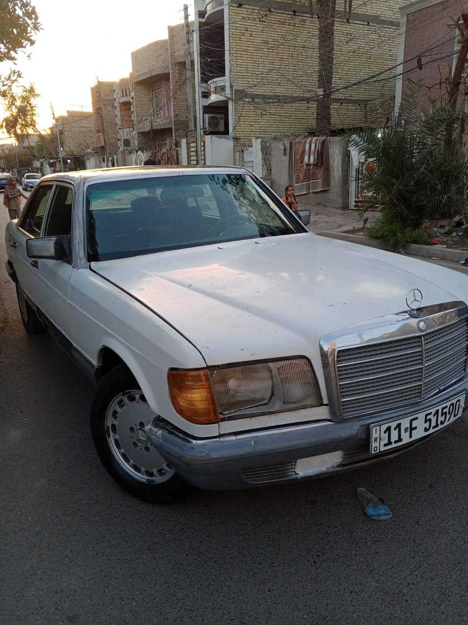 (((ارخص مارسدس بلعراق)))
سيارة بلادية ترايها للبصرة 
شلعة ومعدل تاكل الكاع
مارسدس رئاسي موديل 1985 
رقم شبه مميز 
حجم 280 مكينه تابوت
كير جديد خير من الله 
سيارة بدون حادث كشرها حلو يخبل مثل الصور
كهربائيات تخم تاير كله جديد غرفتها لون نيلي 
سنوية لل 30 
رقم دولي تحويل مباشر شرط التحويل 
لايت عالي ناصي زنون 
السعر:  36 وبيها مجال للطيبين
العنوان : بغداد الشعب يم سوك شلال 
الرقم : *********** خابر وتدلل ميكون خاطرك الا طيب 
والرقم بيه واتساب
