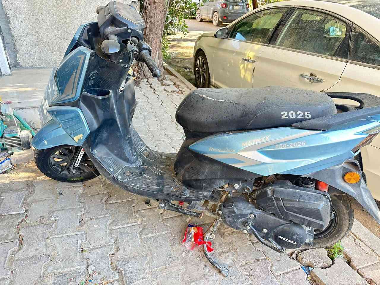 سلام عليكم دراجة ماتركس ماكس 2025 صارلها 9 اشهر من طالعه من المعرض جديدة وعلى البلاد كلشي مامفتوح بيها  محرك 150 بلاد مامفتوح السعر 750 الف وبي مجال بسيط عنوان كربلاء قرب مستشفى الحسيني ***********
