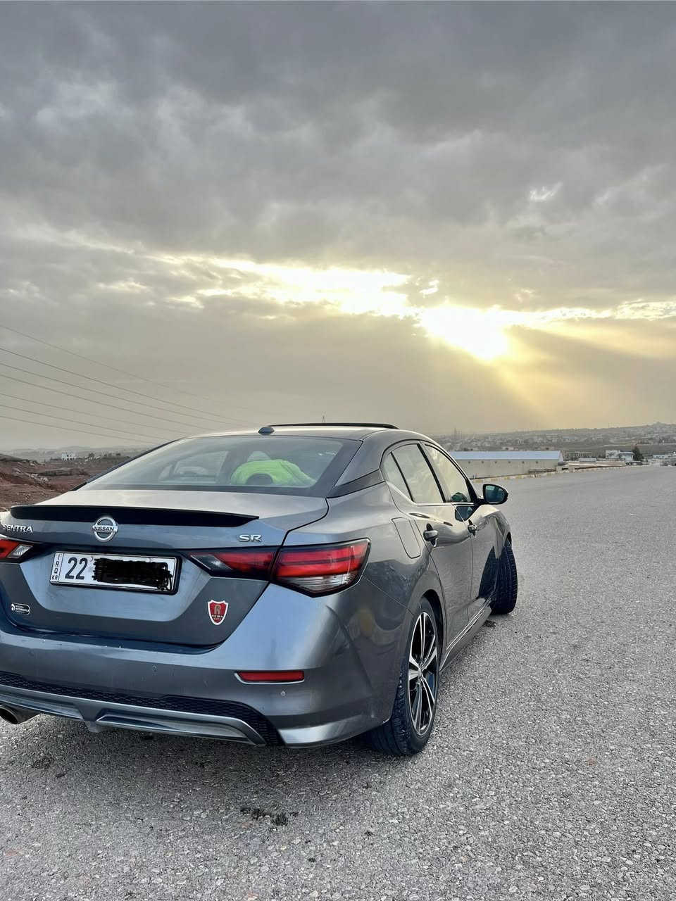 نیسان سێنترا ٢٠٢٠ مواسه‌فاتی Srفول مواسه‌فات به‌سمه‌و شه‌غالو كوشن هیته‌رو سوكان هیته‌ر لایتی لیدو زینۆنو شاشه‌و كامل رادارو حه‌ساسو زۆر شتی دیكه‌ سه‌یاره‌كه‌ یه‌ك پارچه‌ی بۆیاغه‌و له‌گه‌ر یه‌ك په‌ڵه‌ ته‌عدیل ***********
