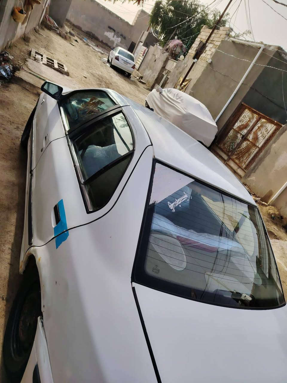 السلام عليكم سمند موديل 2011      السعر25وبيهه مجال لتفاصيل داخل الرقم ***********
