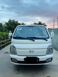 هونداي بورتر 2014 حبل غير مسجل السيارة جديدة ماناقصها شي السعر 58 وبيه...