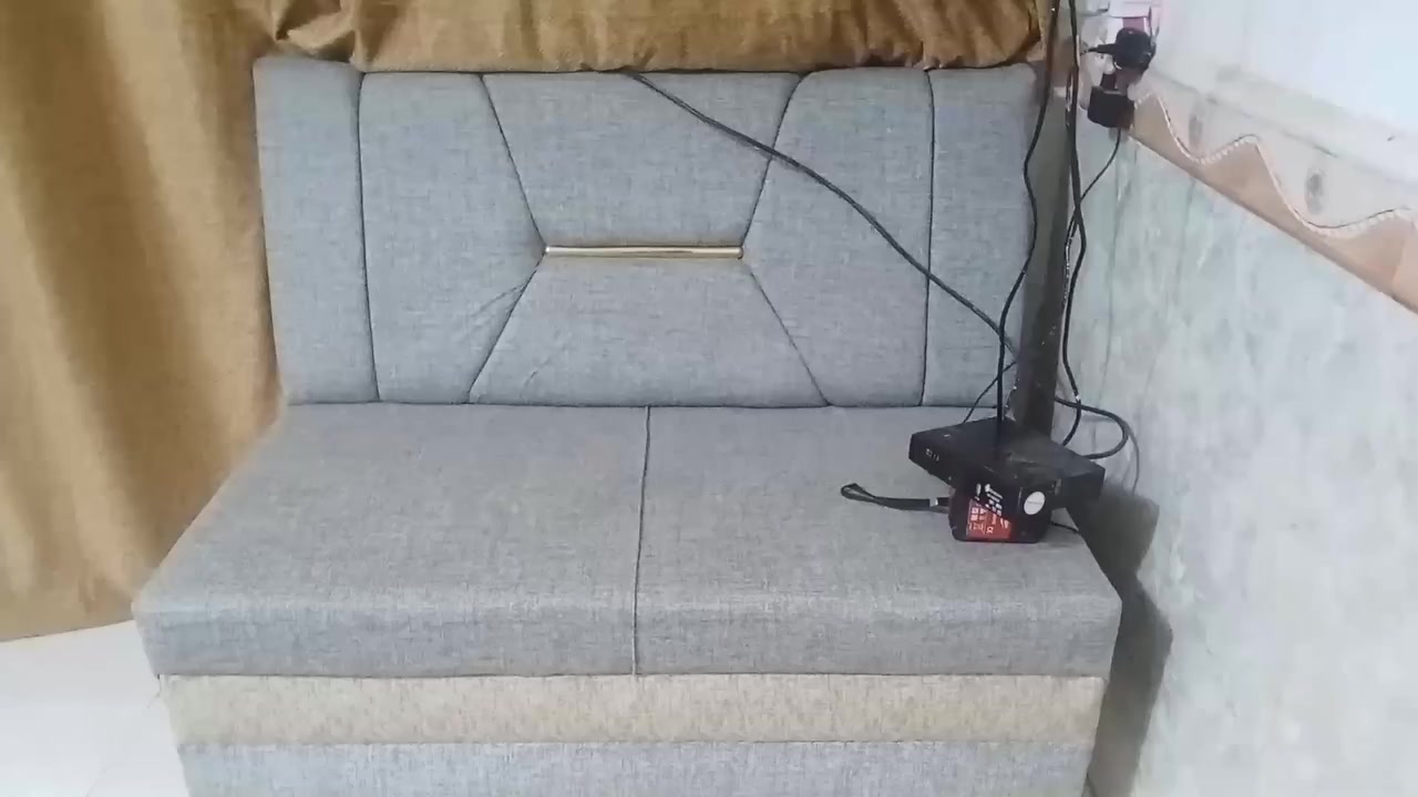 تخم شغل تزكام نظيف اللبيع مستعجل
السعر 400 بي مجال مستعجل 
***********
