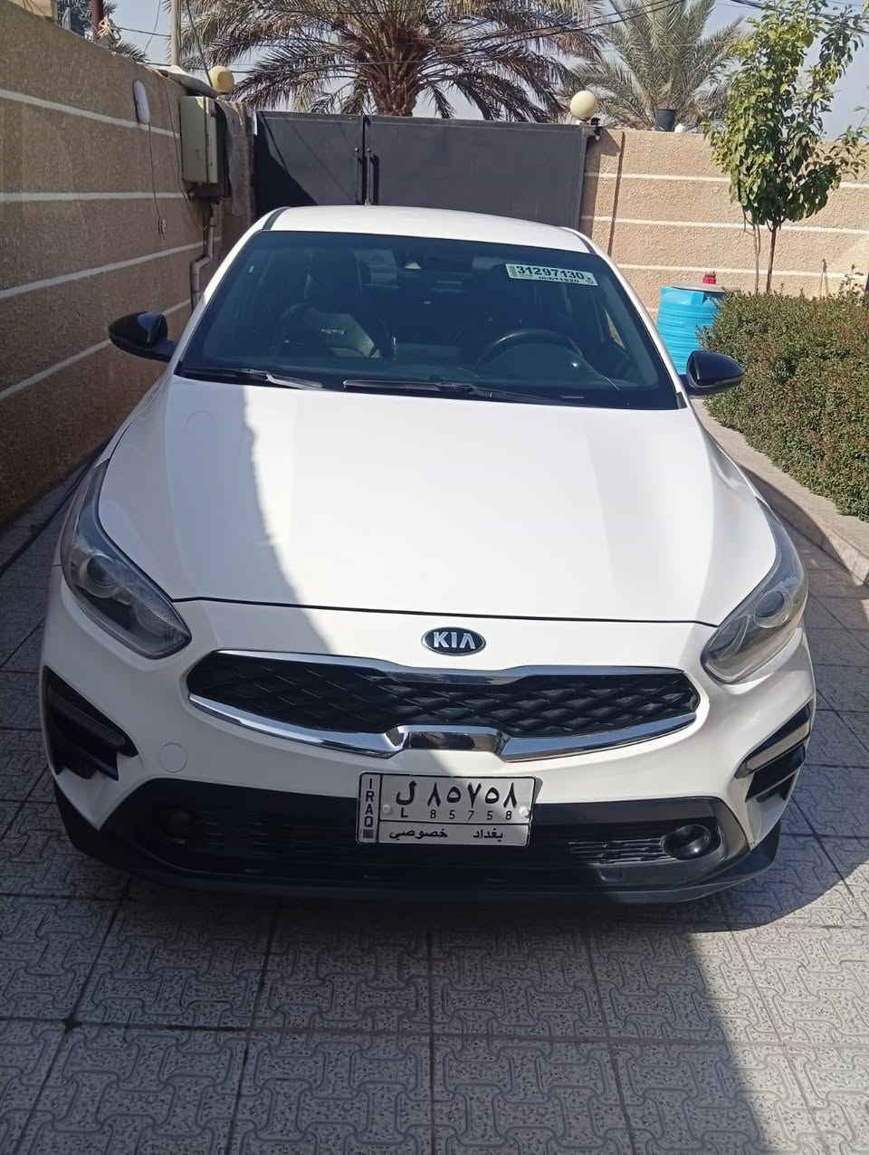 السلام عليكم فورتي ٢١ فول القول عدا الفتحه فقط
فول لاخير
السياره خير من الله
موصفات معروفه جي ني لاين
كير مكينه تبريد لوك وشرط
تحويل مباشر
السياره مال جناي 
مال بيت استخدام شخصي
بيه قطعتين بنيد جاملع وصور الضرر بل منشور
 سعر ١٤٠ وبيه مجال
هذه رقم صاحبه
*********** خابرو صاحبه 
اخون اني مكلف بل نشر
