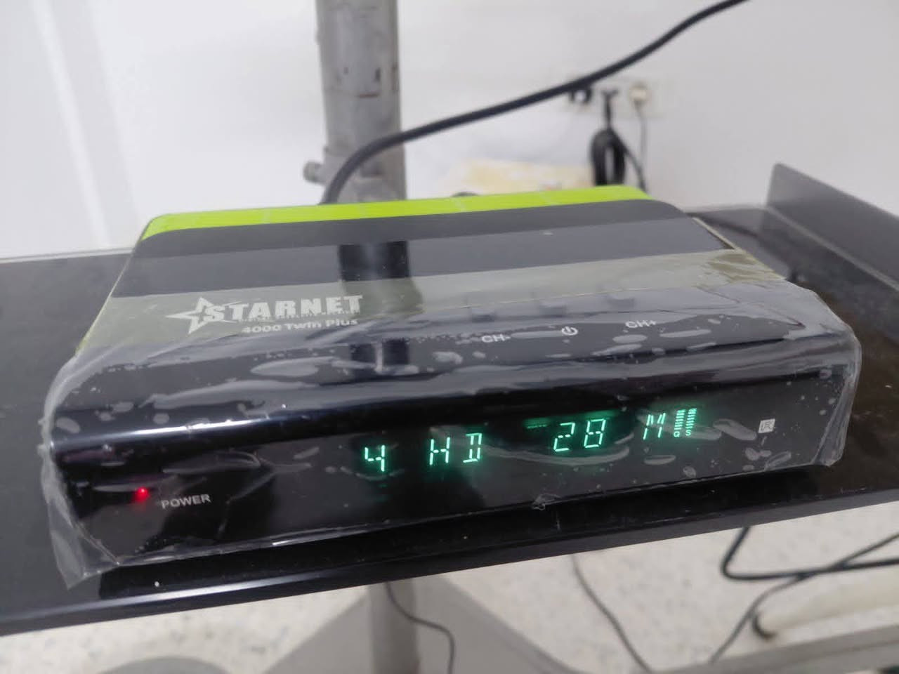 🌟 يتوفر لدى معرض النرجس🌟
🎉 STARNET 4000 TWIN Plus 🎉

💥 جهاز الأندرويد الجديد بمواصفات خرافية ودقة 8K فائقة الوضوح! 💎

🔧 المواصفات الفنية المذهلة:

⚡ المعالج: أملوجيك S905 X3
🚀 4x ARM Cortex-A55 بسرعة 1.9 جيجا هرتز
🎮 GPU: 2x ARM Mali-G31 بسرعة 850 ميجا هرتز

💾 الذاكرة:
✅ RAM: 4GB LPDDR-2133
✅ ذاكرة داخلية: 64 جيجا EMMC (لأول مرة بهذا الحجم!)

📺 شاشة عرض معلومات القناة: Digital فائقة الوضوح

🎥 دقة التشغيل: 8K و4K UHD مع دعم 10 بت H265/H264

🔌 HDMI 2.1: عرض بدقة تصل إلى 4K 60Hz

📡 واي فاي ثنائية النطاق 2.4GHz/5GHz + بلوتوث الجيل الخامس

🔐 دعم شفرات PowerVU و Biss أوتورول

⚡ 2 منافذ USB منهم منفذ 3.1 السريع

📁 دعم ملفات m3u وm3u8

📱 التطبيقات المدعومة: Netflix، YouTube، Facebook وأكثر!

🎁 اشتراكات مجانية مع الجهاز:
1️⃣ الشيرنج:
✅ فورايفر برو: 15 شهر
✅ جوسات بلص بندل حتى عام 2049

2️⃣ المنصات:
🎬 احصل على أكبر مكتبة من المنصات المتنوعة:

🚀 أبولو: 15 شهر

🌟 نوفا: 3 سنوات

🦸‍♂️ مارفل: سنتين

✖️ إكس: سنتين

💪 ميجا: سنتين

🐉 دراجون: سنتين

🎯 ماڤين: سنتين

⚖️ بالانس: سنتين

🐍 كوبرا: سنتين

😄 هاها: سنتين

🎉 جوي: سنتين

🐾 كيوت: سنتين

3️⃣ الصوتيات:
🎧 فورايفر: 15 شهر
🎼 جوسات: مفتوح المدة
🎵 نوفا: مفتوح المدة

🎁 هدايا الجهاز:
✔️ اثنين ريموت (منهم ريموت صوتي)
✔️ ماوس وايرليس
✔️ كابل 4K أصلي

يتوفر توصيل لمحافظات العراق 

للتواصل معنا عبر الواتساب👇☎️

💢http://Wa.me/7712524420

📣 تابع كل جديد مع معرض النرجس!
لا تفوّت التحديثات، العروض الحصرية، وأحدث التطبيقات!
اشترك الآن في قنواتنا على تيليغرام وواتساب وكن أول من يعرف كل جديد 🚀👇
🔵 قنوات تيليغرام:
📌 القناة العامة:
انضم الآن https://t.me/ns_sat_satellite
📌 قناة التطبيقات:
انضم الآن | https://t.me/ns_satAndroid
📌 قناة التحديثات:
انضم الآن | https://t.me/ns_sat_update
📌 قناة Apollo_Forever_VIP:
انضم الآن | https://t.me/ns_sat_Apollo_vip
🟢 قناة واتساب للأخبار:
اضغط هنا للانضمام
https://whatsapp.com/channel/0029Va8ENNjK5cD8F0ewp91N
💬 مجموعات واتساب للنقاشات والمستجدات:
👥 المجموعة الأولى
https://chat.whatsapp.com/G9ZcmAagxXh6BHVbkU5uNG
👥 المجموعة الثانية
https://chat.whatsapp.com/KS3HTgXW5Qm6ZwHaZjsT7z
📲 شارك الروابط مع أصدقائك، وابقَ دائمًا على اطلاع!
⚽️📡💜


**إذا كنت صاحب هذا الإعلان وتريد حذفه لأي سبب، رجاءا أرسل رسالة إلى الدعم الفني**