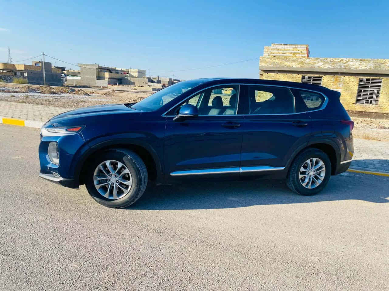 السلام عليكم
سيارة سنتافي للبيع موديل 2019 السيارة جديدة مرتبه مال بيت وحادث ها بسيط 
مكلف بالنشر للاستفسار اتصل ع رقمي و انطيك التفاصيل ***********
