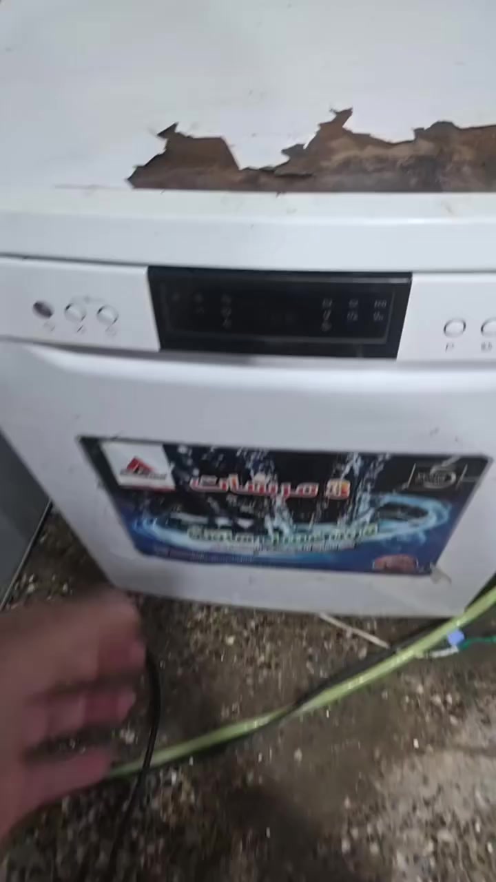 اغراض للبيع غسالةمواعين٣مرشات نظيفة١٧٥تنور٢٥نظيف للاتصال***********
