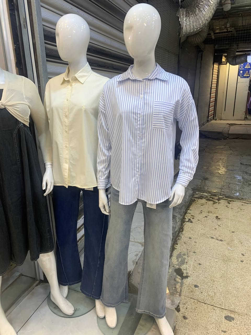 السلام عليكم ملكانات نسائي للبيع السعر خاص 
رقم التلفون ***********
