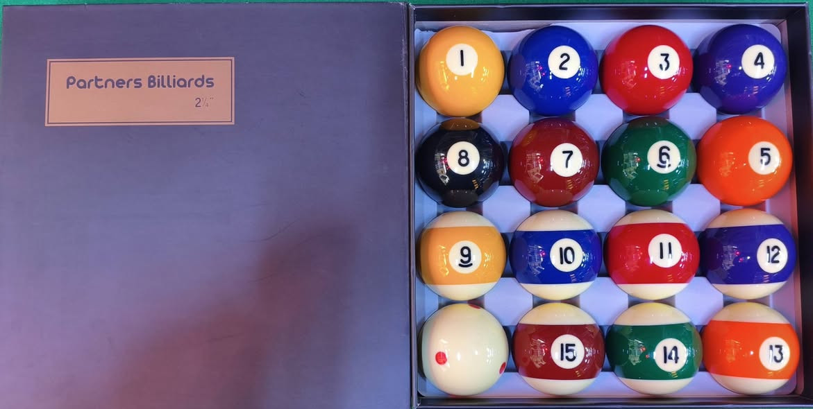 السلام عليكم يتوفر جميع مستلزمات البليارد وبأسعار تنافسيه من تجهيزات ستيفن
يوجد توصيل الى كافة محافظات العراق🚕
للاستفسار مراسلة الصفحه او الاتصال📞
*********** _ ***********_*********** علي
 يتوفر واتس اب📲
العنوان بغداد حافظ القاضي قرب دائرة الكهرباء 📍
تجهيزات ستيفن
