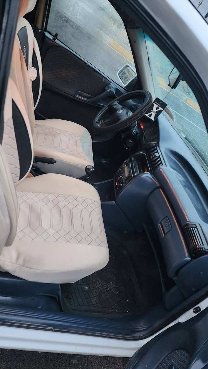 السلام عليكم استرا موديل 92 حجم 16 رقم نينوى ألماني شرط المحرك والكير كوبون بانزين ضرر تكمه النفر بيها اقل العام ابيع عام شرط الكلب والكص 
 شرط التحويل السعر 40 وبيها مجال
 ***********
*********** غير متواجد عل فيس
