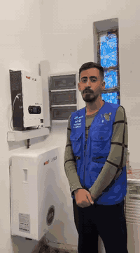 ✨ مشروع جديد يضاف الى سلسة مشاريعنا الناجحة 
مشروع في بابل /جبله ✨

في مكتب شمس المستقبل للطاقة المتجددة مستمرين بتقديم حلول طاقة عالية الكفاءة للمنازل والشركات.
تم بحمد الله تنفيذ منظومة طاقة شمسية متكاملة في منطقة جبله – بابل بمواصفات قوية تضمن أداء ثابت واعتمادية طويلة الأمد:
6 pcs solar panel longi 615w 

Must Joule Battery10 kWh 

Must Joule Inverter 6 kW 

منظومة مصممة لتوفير أعلى إنتاجية للطاقة وتقليل الاعتماد على الشبكة بشكل كبير، مع استمرارية تشغيلية وفعالية في الظروف المختلفة.

اغتنم الفرصة الآن واستفد من تخفيضات نهاية السنة، واطلب منظومتك الخاصة بأفضل الأسعار!
⚡ سيبار… طاقة تدوم، حلول تُعتمد.

📍 العنوان: بابل – جبله – شارع المركز مجاور مكتب الراصد 
*********** 
*********** 
***********

#سيبار_للطاقة_المتجددة #MUST #بطارية_ليثيوم #طاقة_شمسية #بطاريات_ماست #Joule #طاقة_نظيفة #بغداد #العراق🇮🇶
