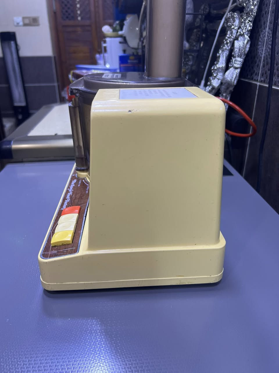 محضره طعام
سانيو يابانيه 
استيراد الاسواق المركزيه 
انتاج الثمانيات


**إذا كنت صاحب هذا الإعلان وتريد حذفه لأي سبب، رجاءا أرسل رسالة إلى الدعم الفني**