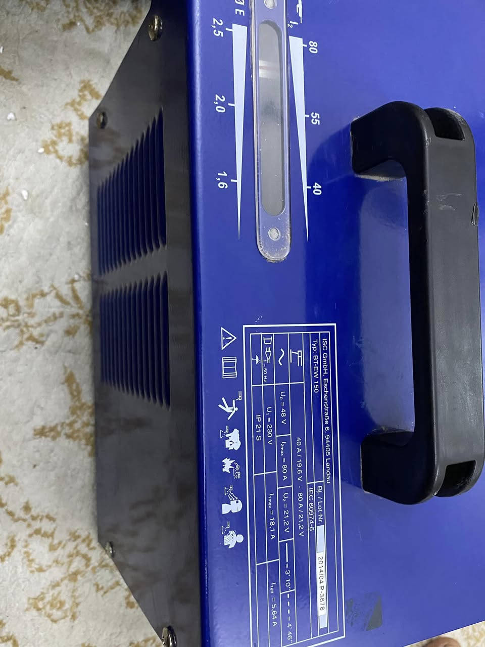 السلام عليكم مكينة لحيم الماني ملف نحاس ثقيلة وزنها 10 كيلو  جديدة بالة بلكارتون حته الكتلوك وياها المكينة مو الكترونية صيني هاي ملف نحاس الماني السعر 150 وبيه مجال للطيبين


**إذا كنت صاحب هذا الإعلان وتريد حذفه لأي سبب، رجاءا أرسل رسالة إلى الدعم الفني**