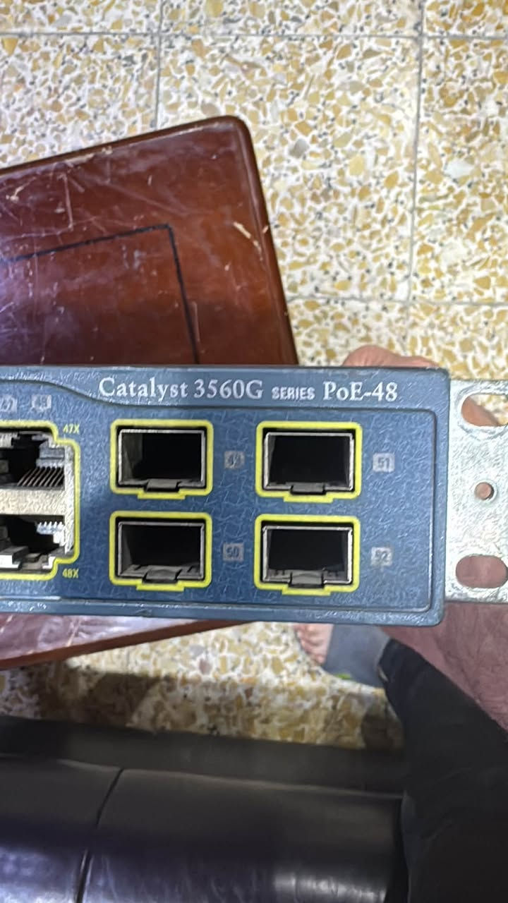 سيسكو 48 بورت  POE  كل بورتاته كًيكًا  موديل
3560G-48 POE 

السعر ١٥٠ الف 
للاستفسار الاتصال على الرقم 
***********
مكاني بغداد شارع الصناعة
